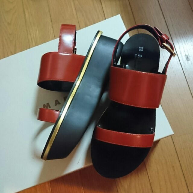 Marni(マルニ)の☆ひな様専用☆MARNI サンダル 38 レディースの靴/シューズ(サンダル)の商品写真