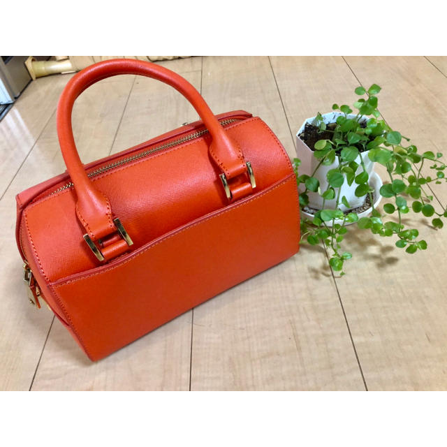 【Charles & Keith】新品★レア★25000円ショルダーハンドバッグ