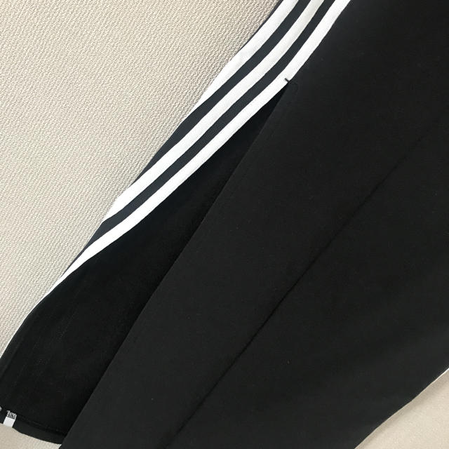 adidas(アディダス)のadidas originals レディースのスカート(ロングスカート)の商品写真