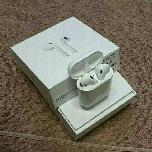 AirPods