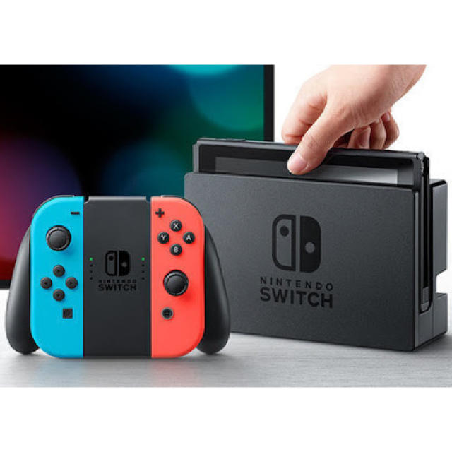 Nintendo Switch(ニンテンドースイッチ)の【新品・未使用・定価以下】任天堂スイッチ ネオンブルー（L）、ネオンレッド（R） エンタメ/ホビーのゲームソフト/ゲーム機本体(家庭用ゲーム機本体)の商品写真