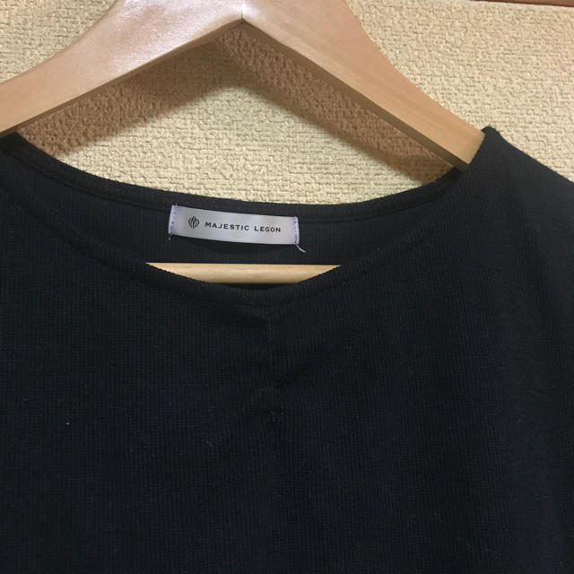 MAJESTIC LEGON(マジェスティックレゴン)のVネックメローT レディースのトップス(Tシャツ(半袖/袖なし))の商品写真