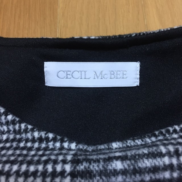 CECIL McBEE(セシルマクビー)のCECILMcBEE ワンピース レディースのワンピース(ひざ丈ワンピース)の商品写真