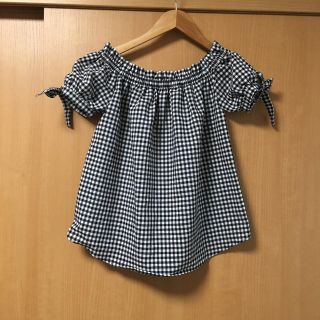 エイチアンドエム(H&M)のH&M オフショルトップス ギンガムチェック パフスリ(カットソー(半袖/袖なし))