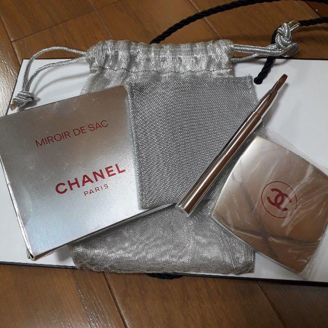 CHANEL(シャネル)のシャネル　非売品　限定　ミラー＆リップブラシセット　新品未使用日N コスメ/美容のコスメ/美容 その他(その他)の商品写真