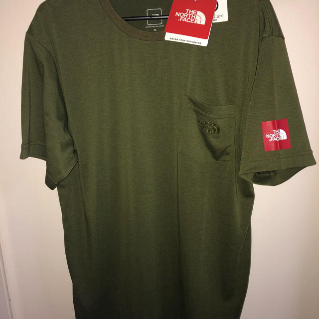 THE NORTH FACE(ザノースフェイス)のTHE NORTH FACE Tech Tee Tシャツ ペイズリー バンダナ メンズのトップス(Tシャツ/カットソー(半袖/袖なし))の商品写真