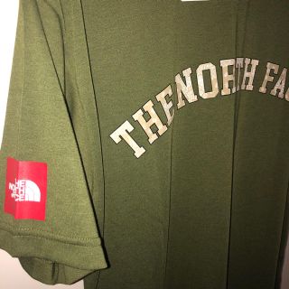 ザノースフェイス(THE NORTH FACE)のTHE NORTH FACE Tech Tee Tシャツ ペイズリー バンダナ(Tシャツ/カットソー(半袖/袖なし))