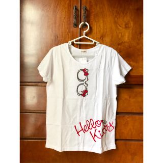 サンリオ(サンリオ)の【新品】Hello Kitty Tシャツ (サングラス)(Tシャツ(半袖/袖なし))