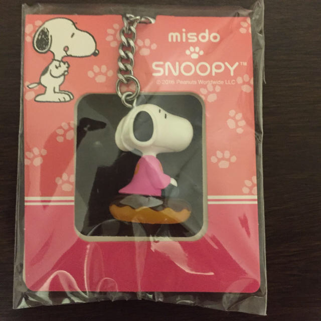 SNOOPY(スヌーピー)の最終値下げ ミスド限定スヌーピーのキーホルダー エンタメ/ホビーのアニメグッズ(キーホルダー)の商品写真