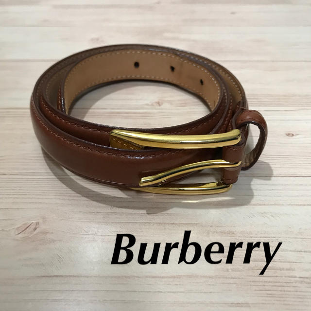 BURBERRY(バーバリー)の美品★Burberry★レザーベルト★細ベルト レディースのファッション小物(ベルト)の商品写真