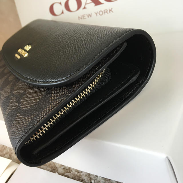 COACH(コーチ)のコーチCOACH 長財布 新品 箱、ショッパー付き✨即日発送 レディースのファッション小物(財布)の商品写真