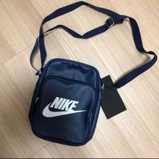 ナイキ(NIKE)の新品‼︎ ナイキ 斜めがけバッグ ポシェット ネイビー ヘリテージポシェット(ショルダーバッグ)