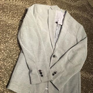 ザラ(ZARA)の新品!ZARA夏用ジャケット!!(テーラードジャケット)