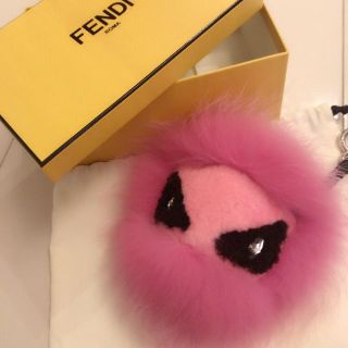 フェンディ(FENDI)のFENDI  モンスターチャーム  ピンク  スワロフスキー(バッグチャーム)