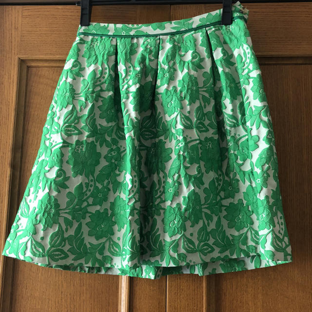 LUCA(ルカ)の再値下げ‼︎LUCA♡ジャガードスカート レディースのスカート(ひざ丈スカート)の商品写真