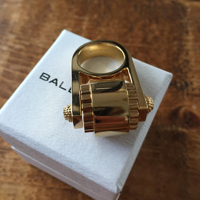 Balenciaga - 期間限定値下げ BALENCIAGA バレンシアガリングの通販 by