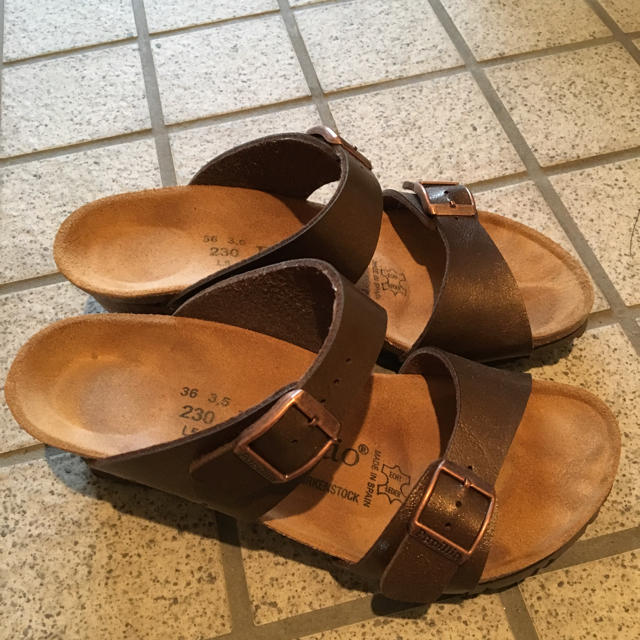 BIRKENSTOCK(ビルケンシュトック)のマイマイカブリン様専用 美品 ビルケンシュトック パピリオ ドロシー レディースの靴/シューズ(サンダル)の商品写真