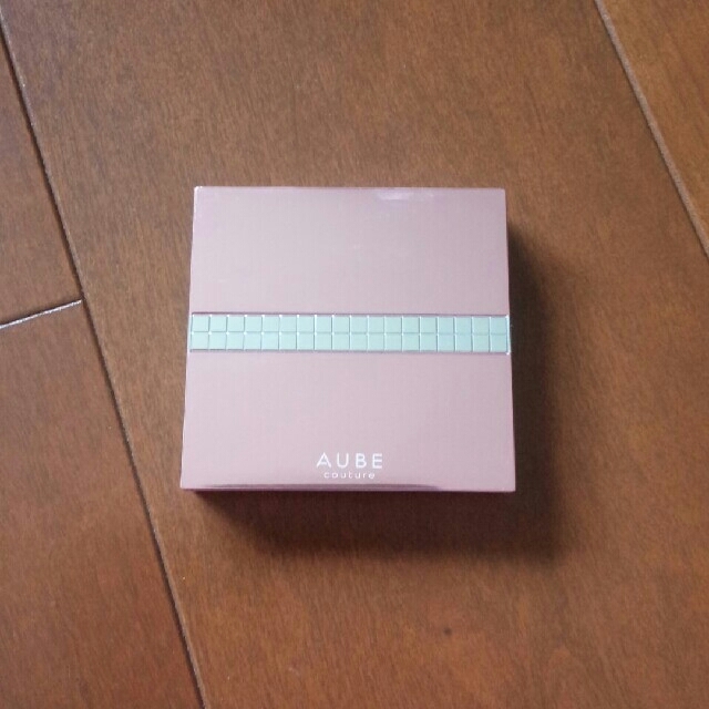 AUBE couture(オーブクチュール)のAUBE　アイシャドウ コスメ/美容のベースメイク/化粧品(アイシャドウ)の商品写真