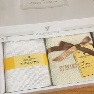 ステファノバレンチノ(STEFANO VALENTINO)のSTEFANO  VALENTINO タオルセット(タオル/バス用品)