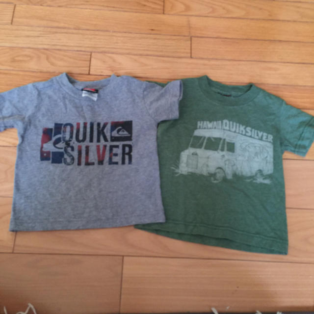 QUIKSILVER(クイックシルバー)のTシャツ キッズ/ベビー/マタニティのキッズ服男の子用(90cm~)(その他)の商品写真