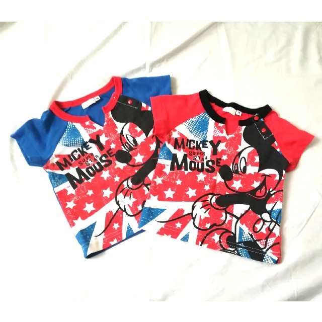 Disney(ディズニー)のDisneyミッキーマウス☆80cm☆半袖Tシャツ☆赤レッド☆双子ペアルック キッズ/ベビー/マタニティのベビー服(~85cm)(Ｔシャツ)の商品写真