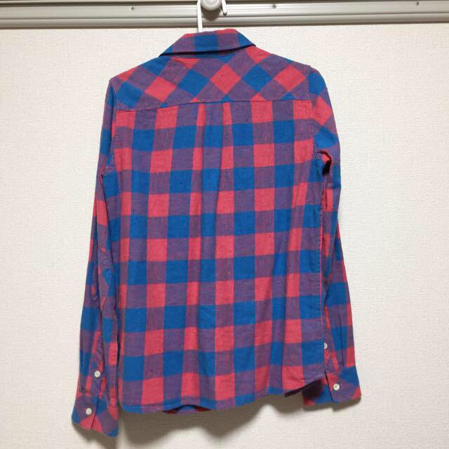 X-girl(エックスガール)のチェックシャツ『取り置き中』 レディースのトップス(シャツ/ブラウス(長袖/七分))の商品写真
