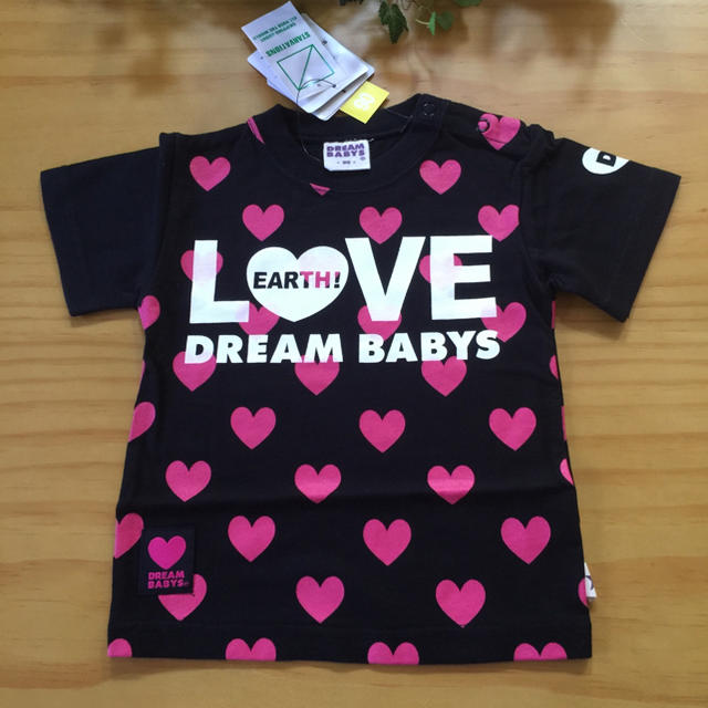 DREAMBABYS(ドリームベイビーズ)の新品✨DREAM BABYSドリームベイビーズ♡ハート半袖Tシャツ♡BLA90✨ キッズ/ベビー/マタニティのキッズ服男の子用(90cm~)(Tシャツ/カットソー)の商品写真