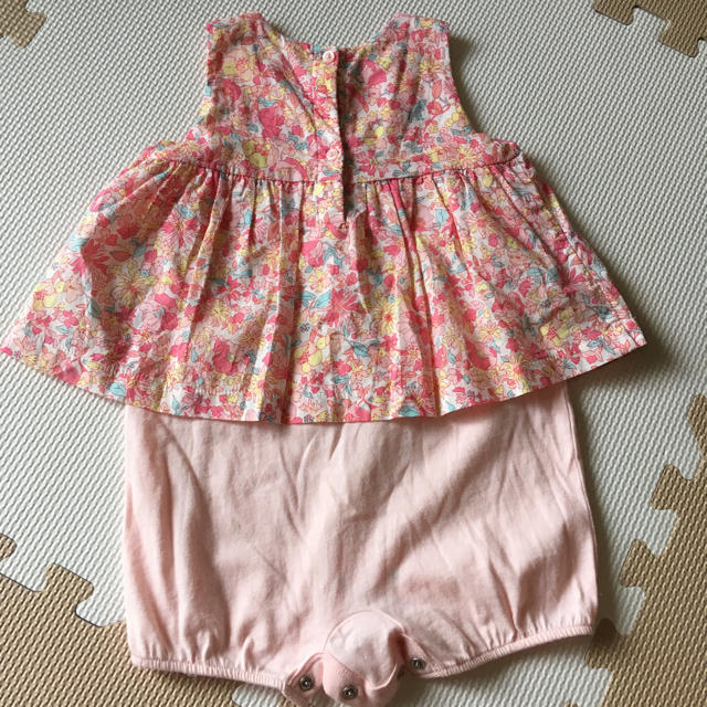 babyGAP(ベビーギャップ)のbaby GAP  70cm キッズ/ベビー/マタニティのベビー服(~85cm)(ロンパース)の商品写真