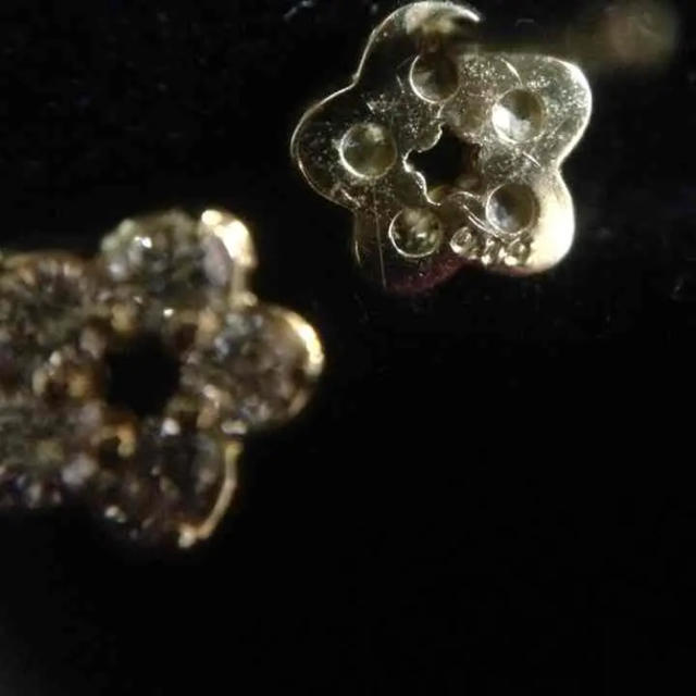 PonteVecchio(ポンテヴェキオ)の0.36ct♡18金フラワーダイヤ ピアス♡ レディースのアクセサリー(ピアス)の商品写真