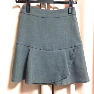 ザラ(ZARA)の新品stradivariusミニスカート(ミニスカート)