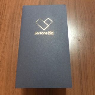 エイスース(ASUS)のASUS zenfone5z シルバー 　新品未開封(スマートフォン本体)