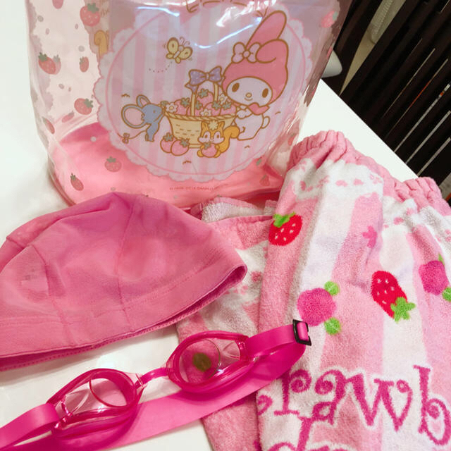 cocco様専用 お取り置き品 キッズ/ベビー/マタニティのキッズ服女の子用(90cm~)(水着)の商品写真