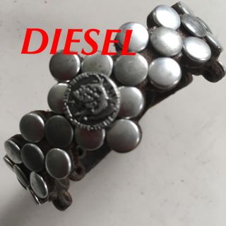 ディーゼル(DIESEL)のDIESEL ブレスレット シルバー色 レザー ジーゼル メダル (ブレスレット/バングル)