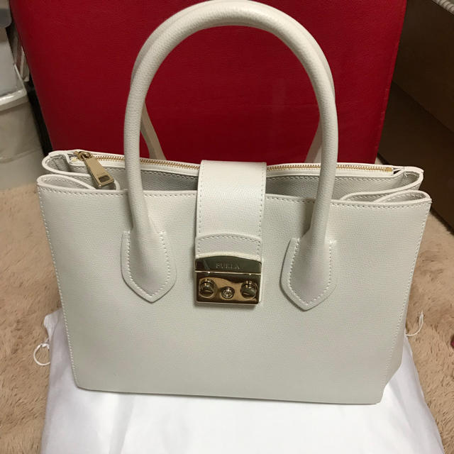 FURLA メトロポリストート バッグ M - トートバッグ