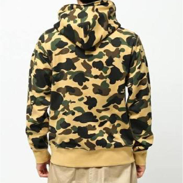 A BATHING APE(アベイシングエイプ)の(新品 定価以下)BAPE 1ST CAMO FULL ZIP HOODIE メンズのトップス(パーカー)の商品写真