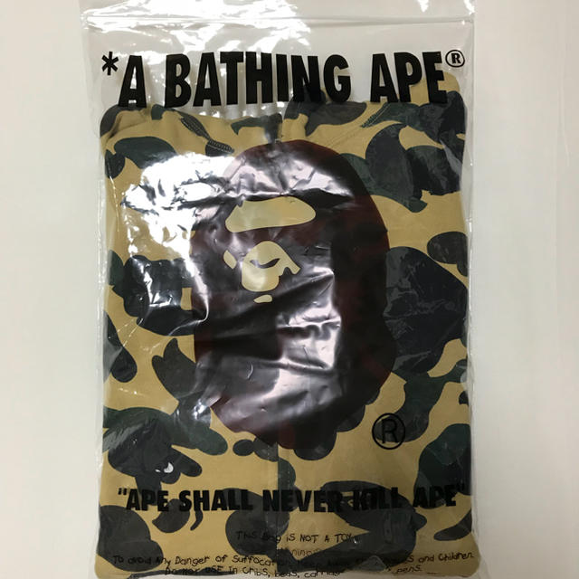 A BATHING APE(アベイシングエイプ)の(新品 定価以下)BAPE 1ST CAMO FULL ZIP HOODIE メンズのトップス(パーカー)の商品写真