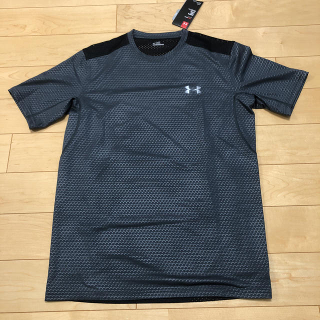 UNDER ARMOUR(アンダーアーマー)の【新品未使用】アンダーアーマー Tシャツ メンズのトップス(Tシャツ/カットソー(半袖/袖なし))の商品写真