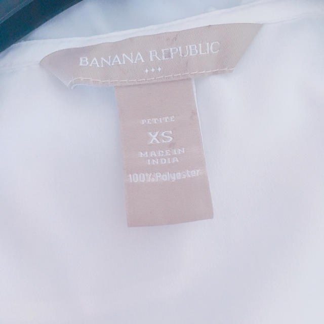 Banana Republic(バナナリパブリック)の【最終値下げ】BANANA REPUBLIC/バナナリパブリック白ブラウス レディースのトップス(シャツ/ブラウス(半袖/袖なし))の商品写真