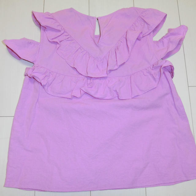 ZARA(ザラ)のZARA ザラ フリルトップス ピンク レディースのトップス(カットソー(半袖/袖なし))の商品写真