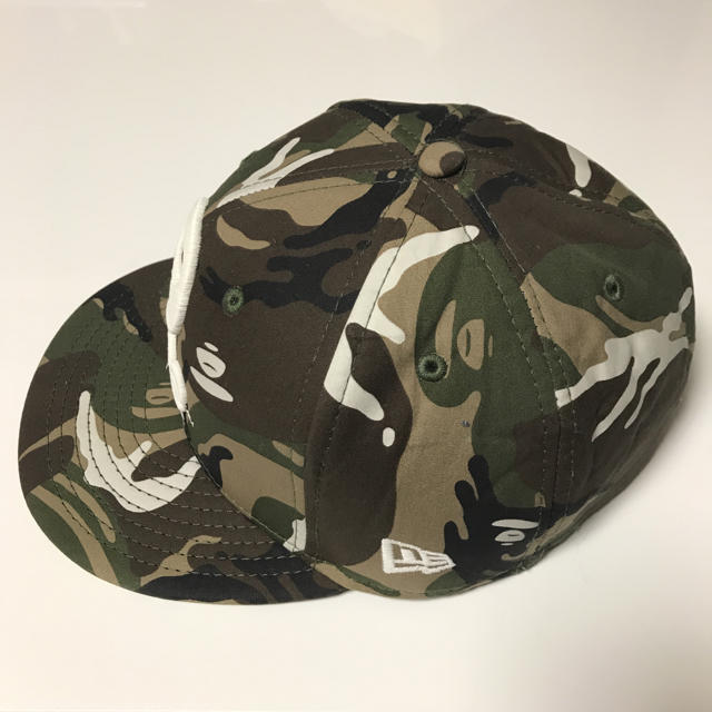 A BATHING APE(アベイシングエイプ)のAPE 迷彩 キャップ メンズの帽子(キャップ)の商品写真