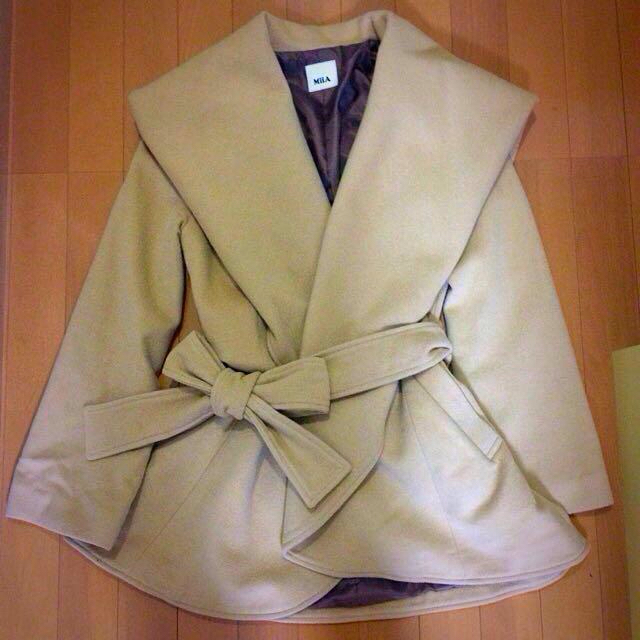 MIIA(ミーア)のMiiA ヘムリボンウールコート レディースのジャケット/アウター(ロングコート)の商品写真