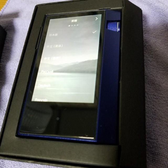 iriver(アイリバー)のiriver Astell&Kern「AK70 True Blue」＋ケース スマホ/家電/カメラのオーディオ機器(ポータブルプレーヤー)の商品写真