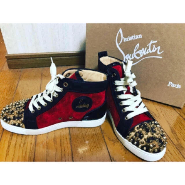 価格は安く Christian Louboutin - クリスチャンルブタン希少