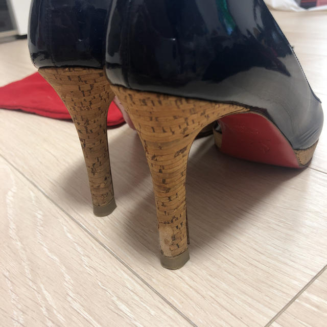 Christian Louboutin(クリスチャンルブタン)のクリスチャンルブタン☆パンプス☆38.5 レディースの靴/シューズ(ハイヒール/パンプス)の商品写真