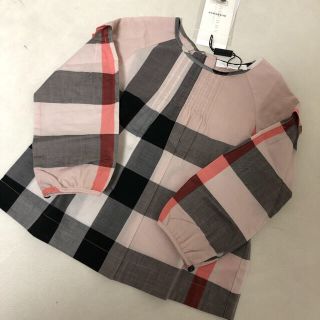 バーバリー(BURBERRY)の【 MAO様 ご専用です 】バーバリー ブラウス 4y 新品(ブラウス)