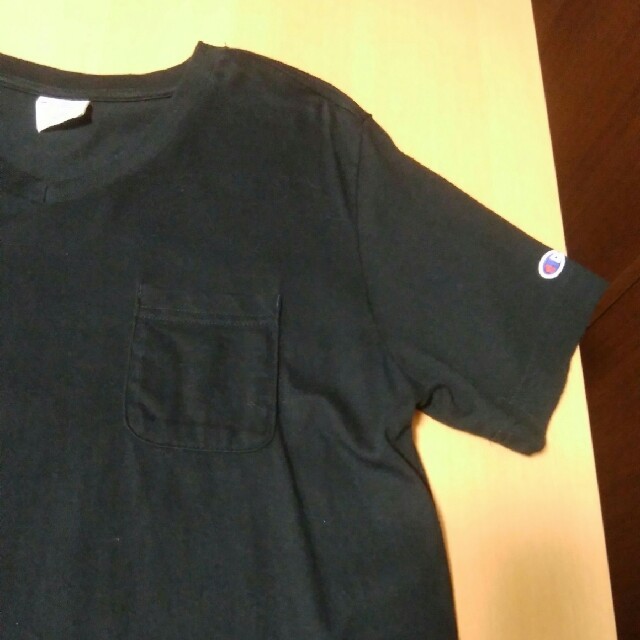 Champion(チャンピオン)のYUKKO様専用　チャンピオン　Vネック半袖Tシャツ レディースのトップス(Tシャツ(半袖/袖なし))の商品写真