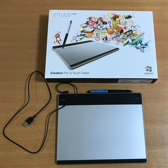 Wacom(ワコム)のINTUOS ペンタブ Wacom スマホ/家電/カメラのPC/タブレット(PC周辺機器)の商品写真