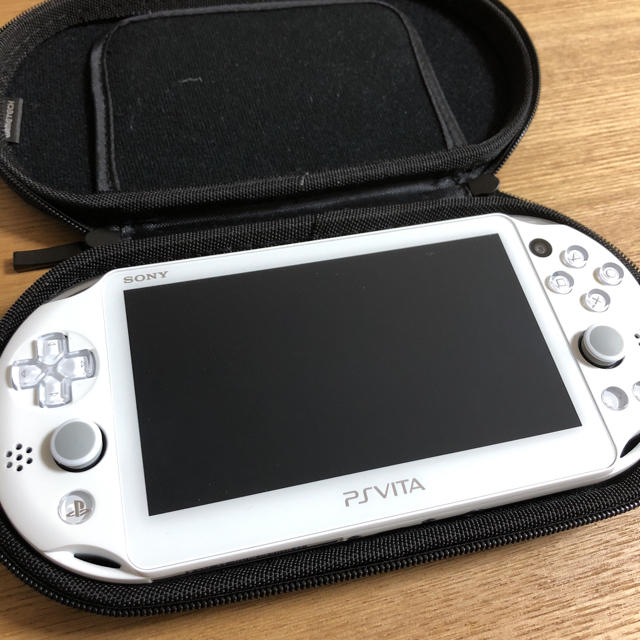 PlayStationVita本体＋SD8GB＋ドラクエ 2