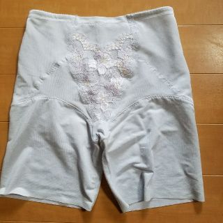 シャルレ(シャルレ)の専用！シャルレガードル(その他)