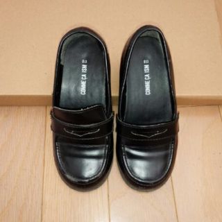 コムサイズム(COMME CA ISM)の《美品》コムサイズム　キッズローファー(ローファー)